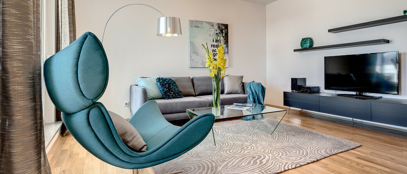 appartamento München Nymphenburg 02 soggiorno 8090