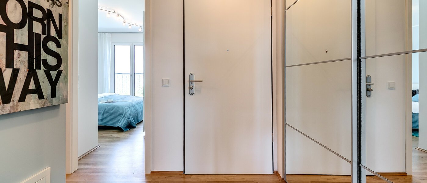 appartamento München Nymphenburg 02 ingresso/corridioio 8090