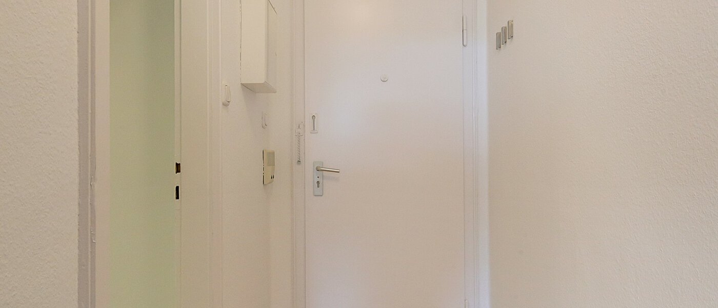 appartamento München Schwabing 01 ingresso/corridioio 8131