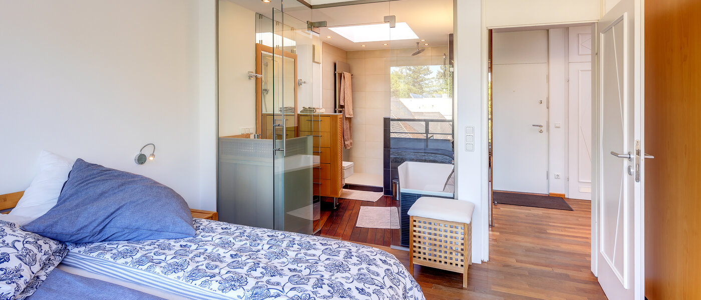 attico München Menterschwaige 02 camera da letto 8181