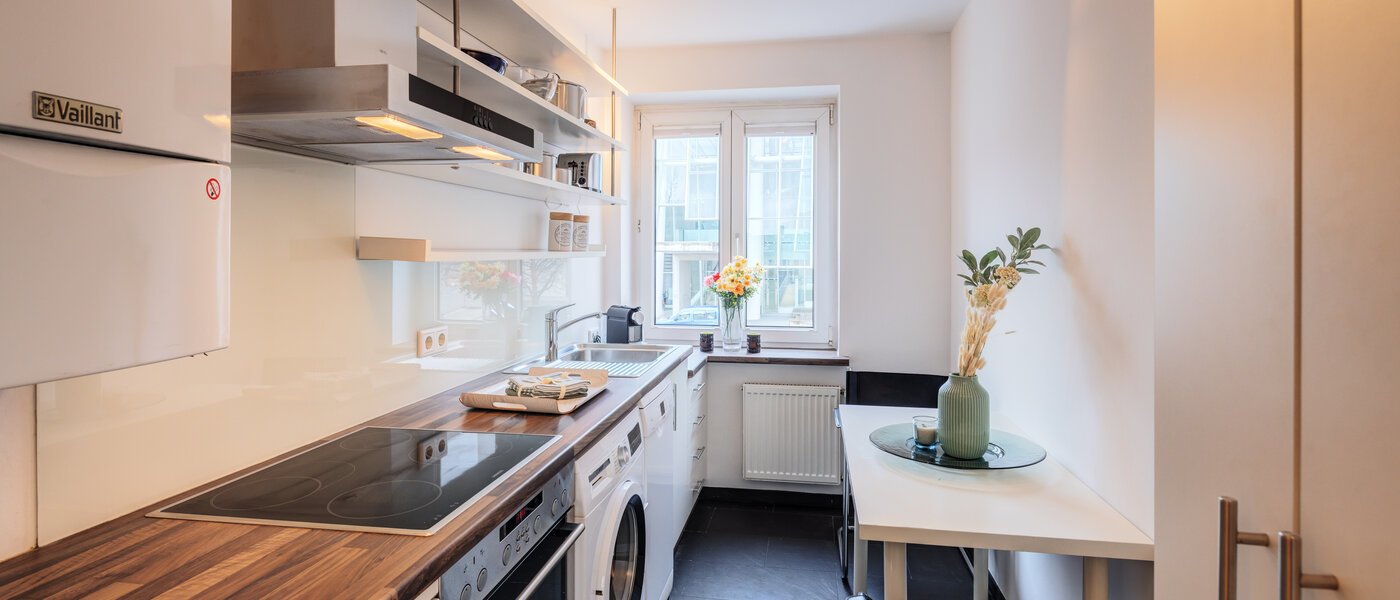 appartamento München Maxvorstadt - Universitätsviertel 01 cucina 8243