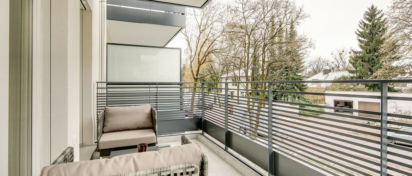 appartamento München Bogenhausen 01 balcone 8290