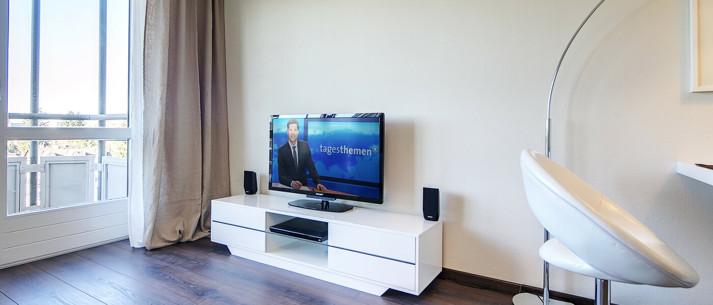 abitazione München Untermenzing 03 soggiorno 8367