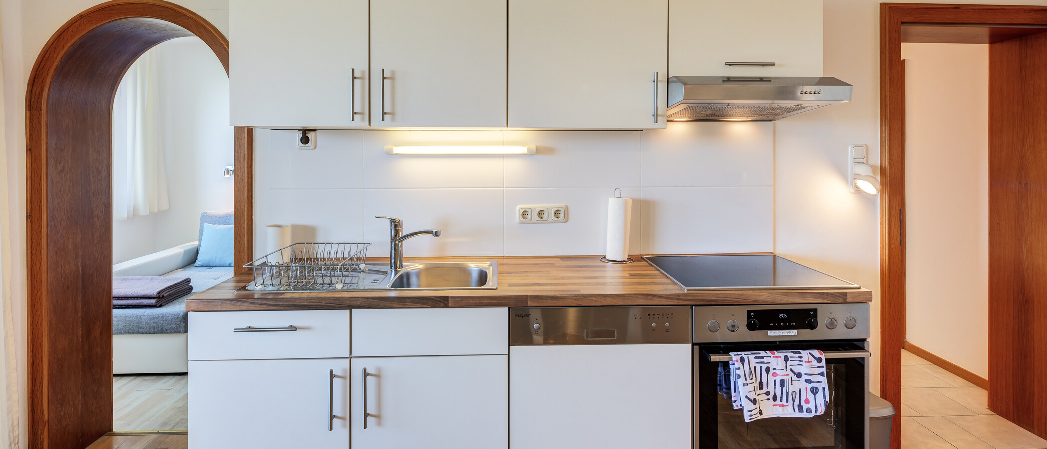 appartamento München Bogenhausen 02 cucina 8368