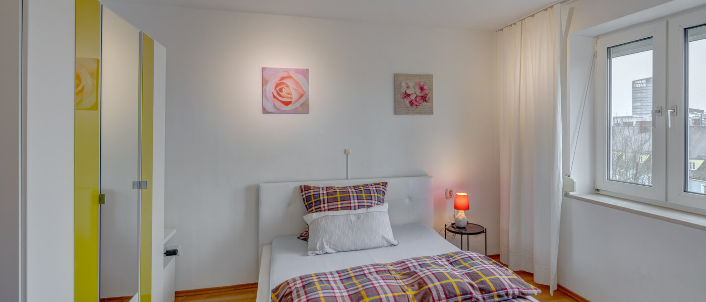 appartamento München Bogenhausen 01 2° camera da letto 8368