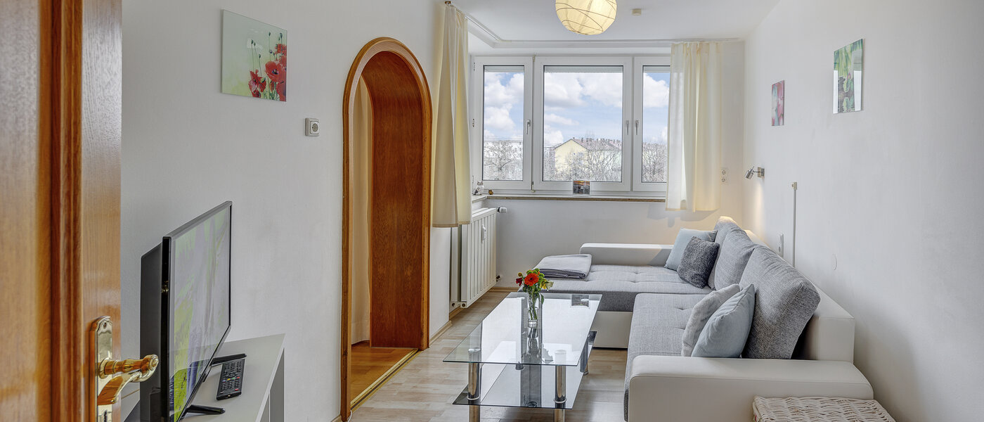 appartamento München Bogenhausen 01 soggiorno 8368