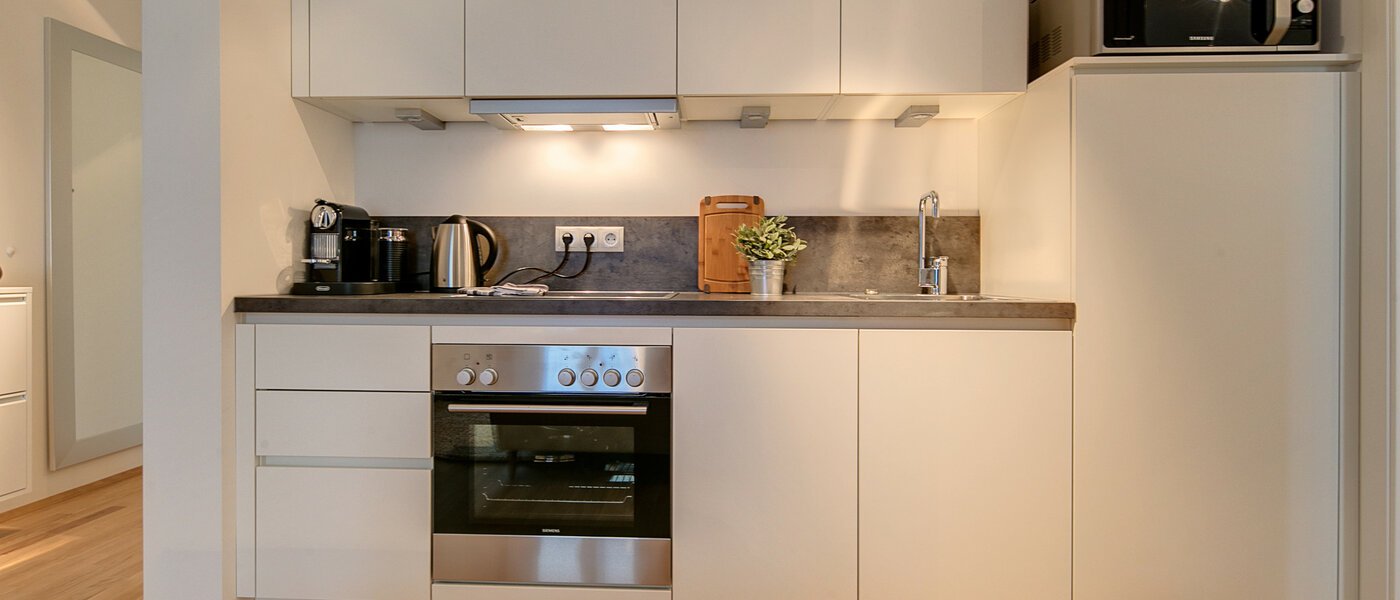 appartamento München Bogenhausen 01 cucina 8432