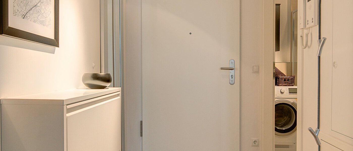 appartamento München Bogenhausen 02 ingresso/corridioio 8432