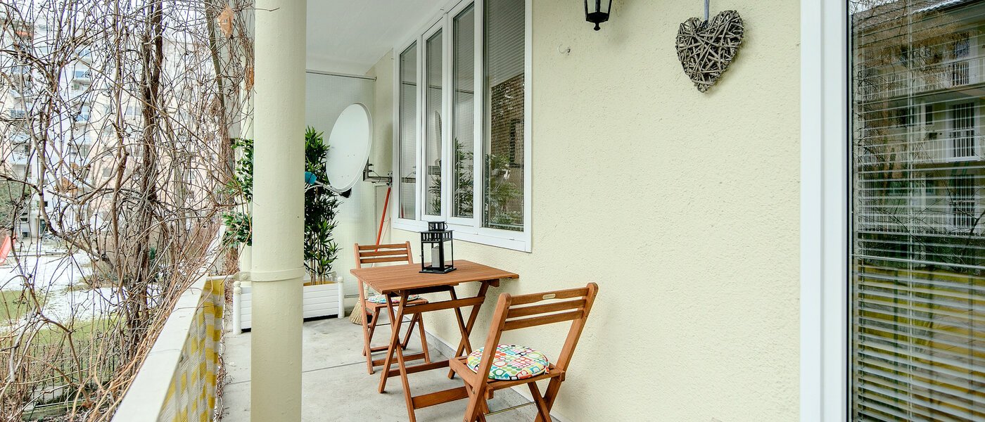 appartamento München Bogenhausen 01 balcone 8433