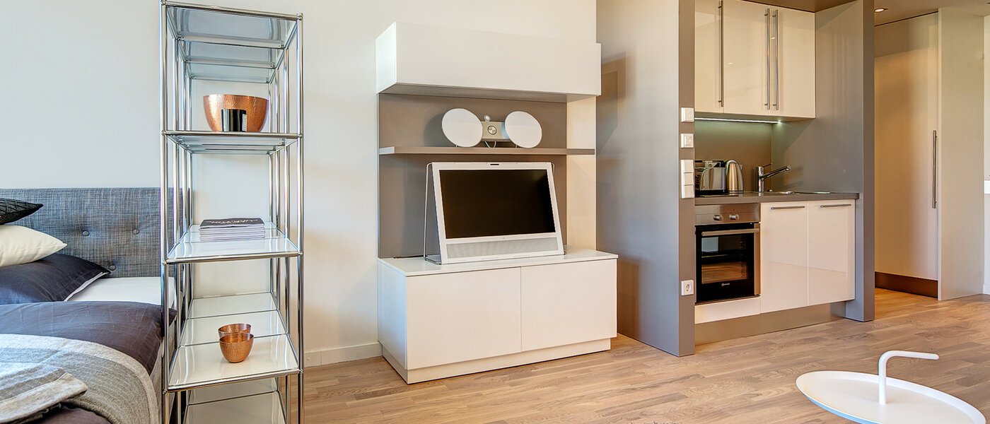 appartamento München Bogenhausen 05 soggiorno 8529