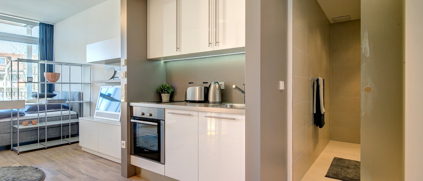 appartamento München Bogenhausen 02 cucina 8529
