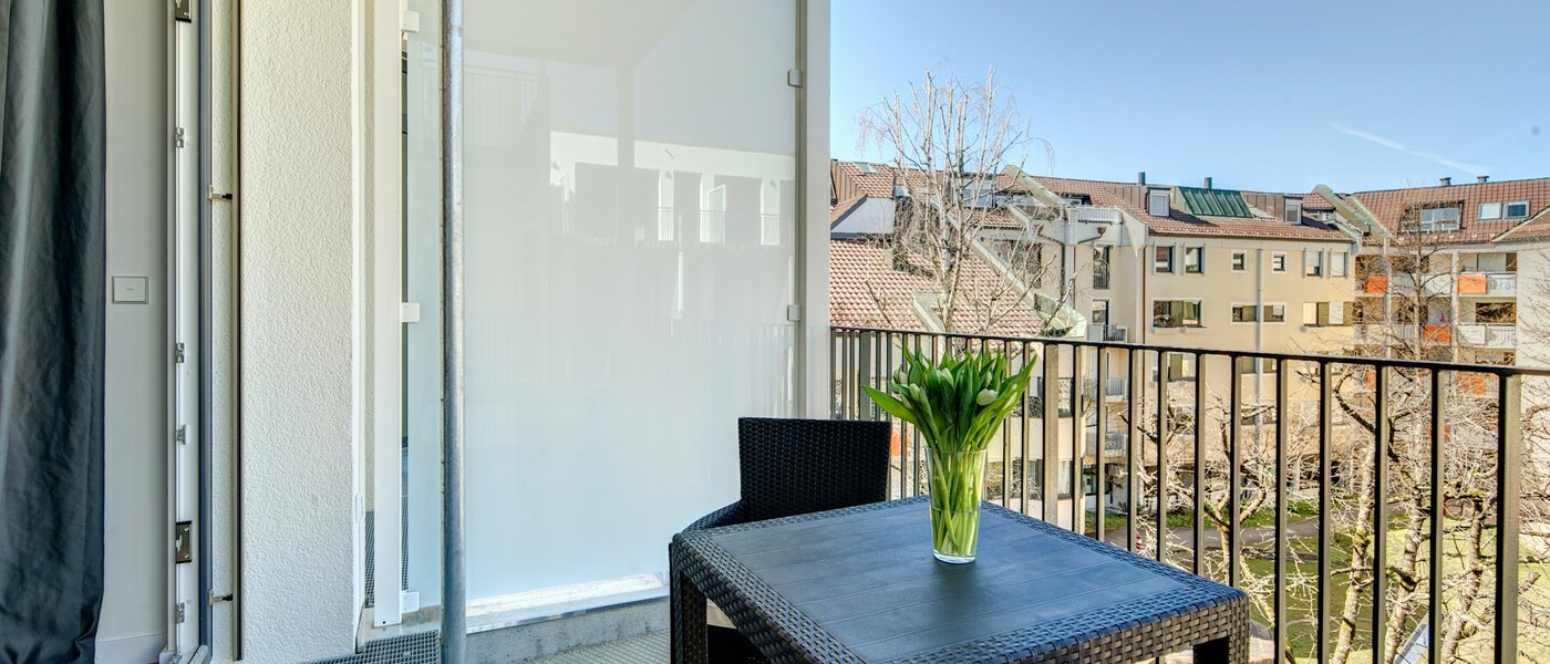appartamento München Bogenhausen 02 balcone 8529
