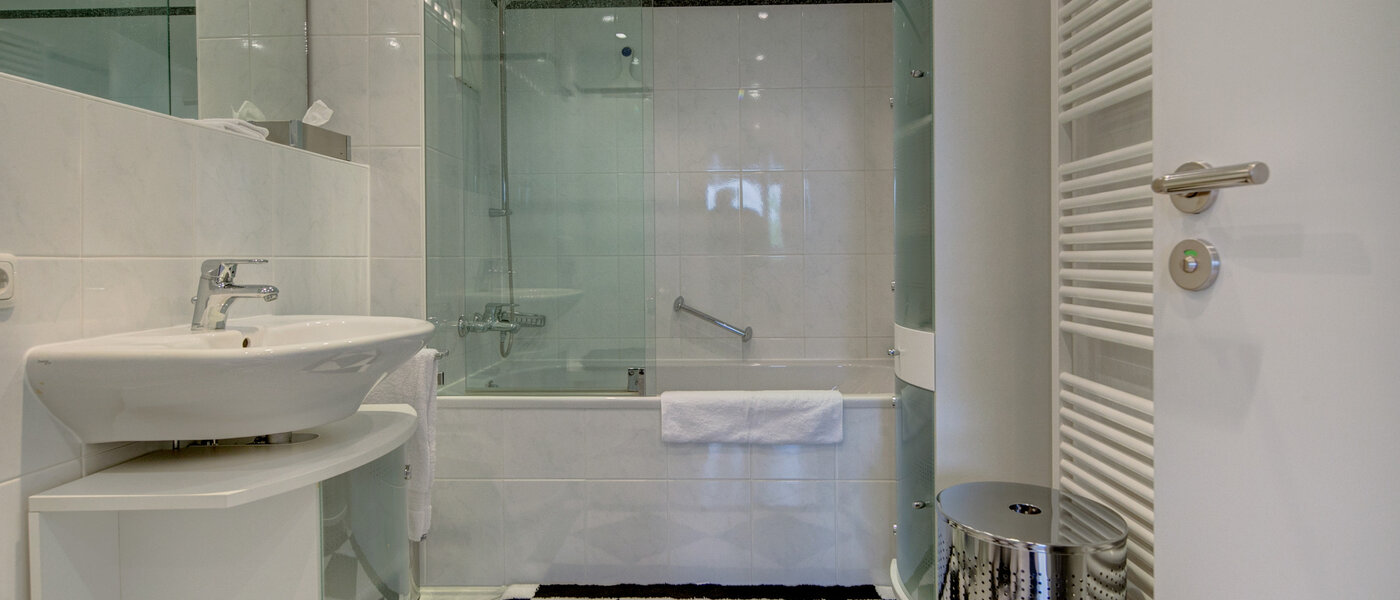 appartamento con galleria München Moosach 01 bagno 8607