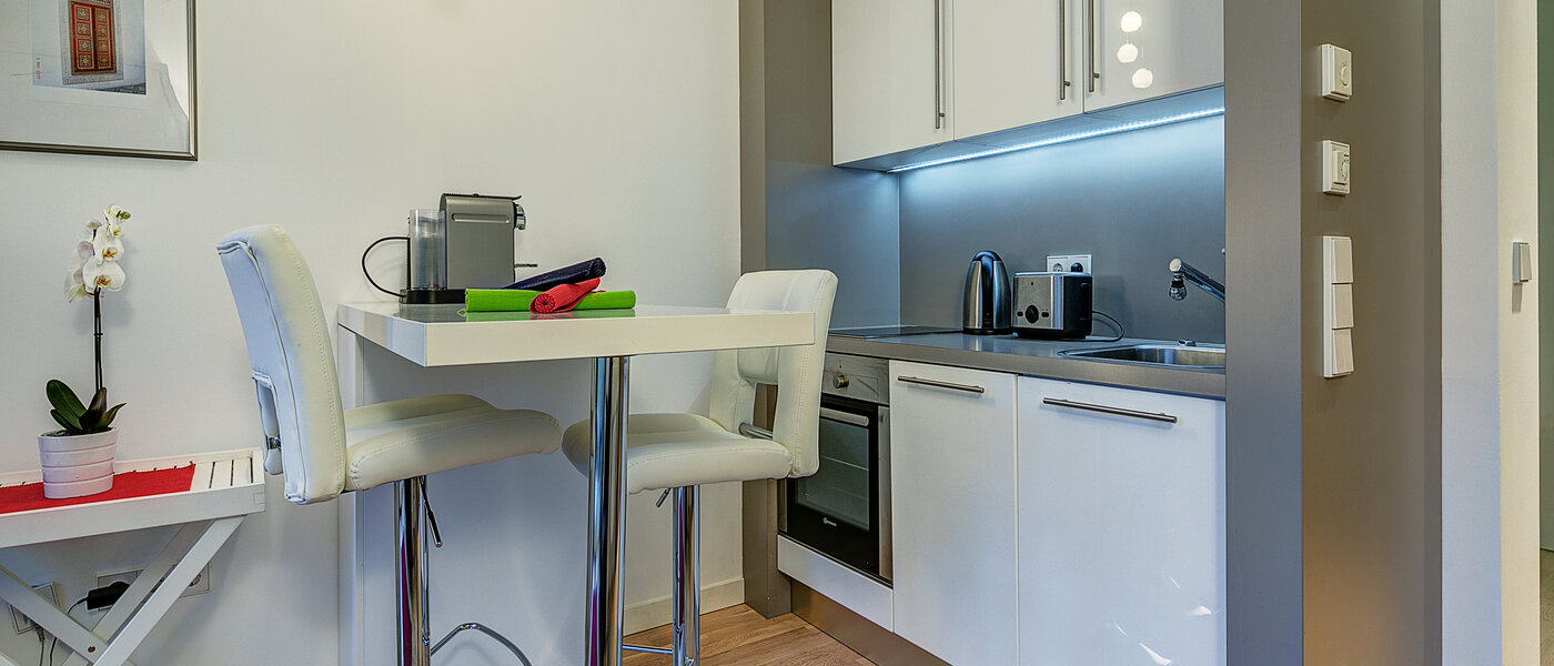 abitazione München Bogenhausen 01 cucina 8661