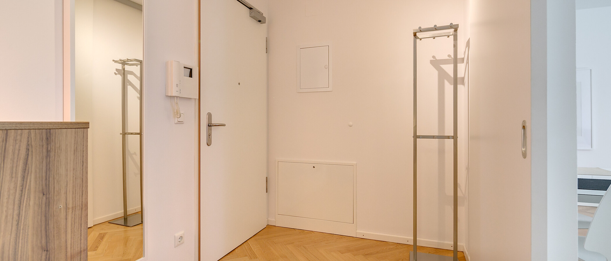 appartamento München Schwanthalerhöhe 02 ingresso/corridioio 8783