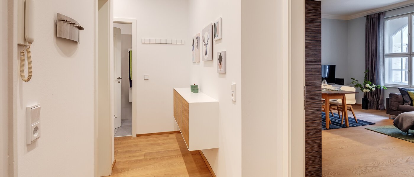 appartamento München Schwabing 03 ingresso/corridioio 8837