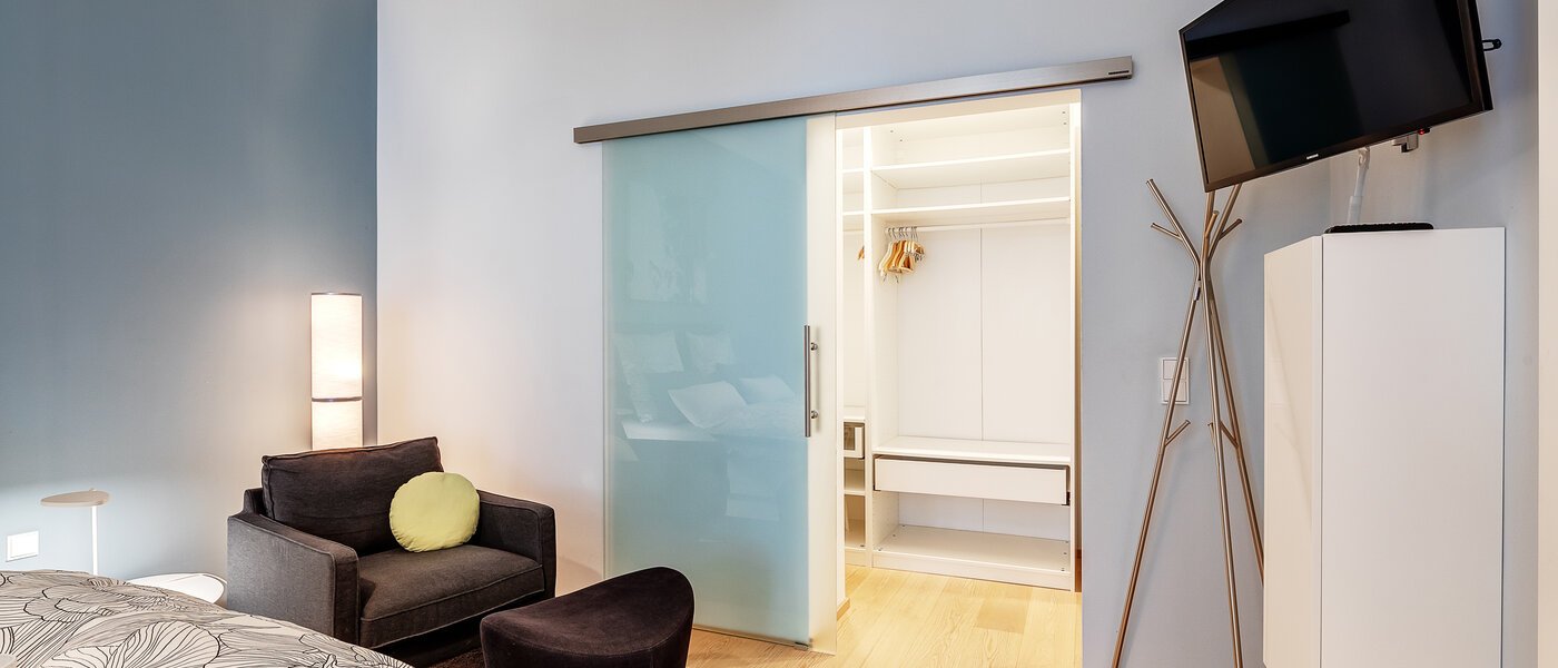 appartamento München Schwabing 01 stanza armadio  8837