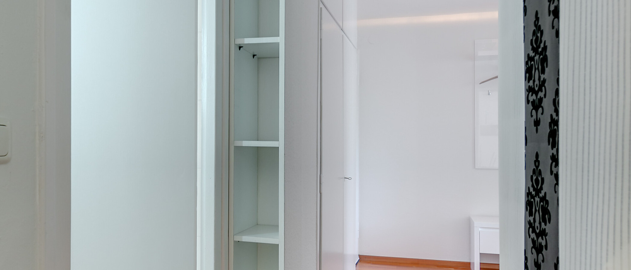 appartamento München Schwabing-Nord (zw. Belgrad- & Leopoldstraße) 04 ingresso/corridioio 8856