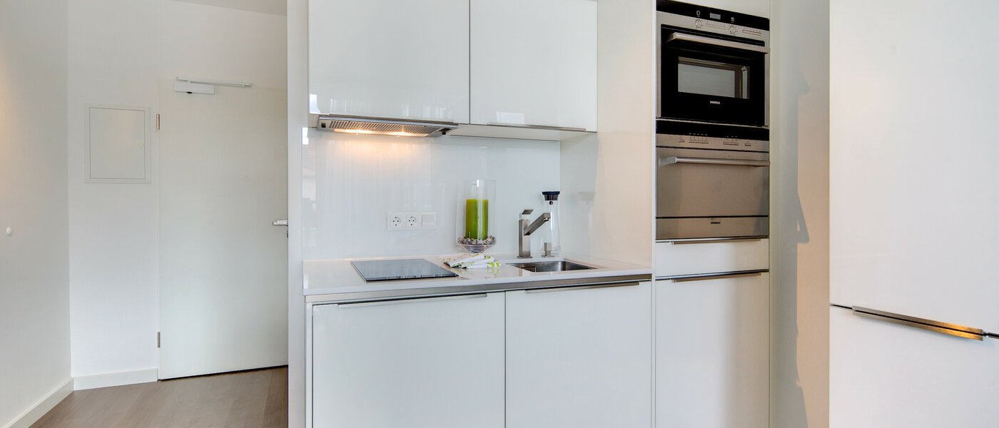 abitazione München Schwabing (rechts der Leopoldstraße) 01 ingresso/corridioio 8867