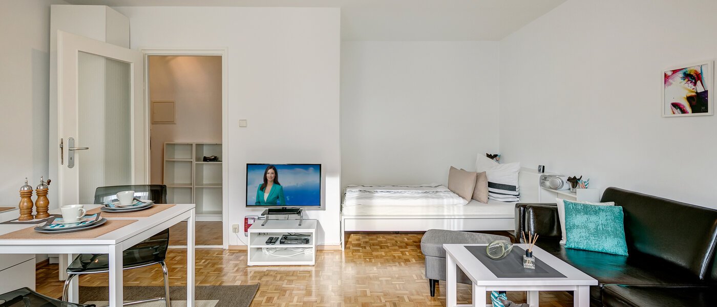 appartamento München Milbertshofen 03 soggiorno 8978