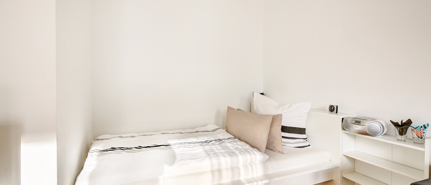 appartamento München Milbertshofen 01 zona notte 8978