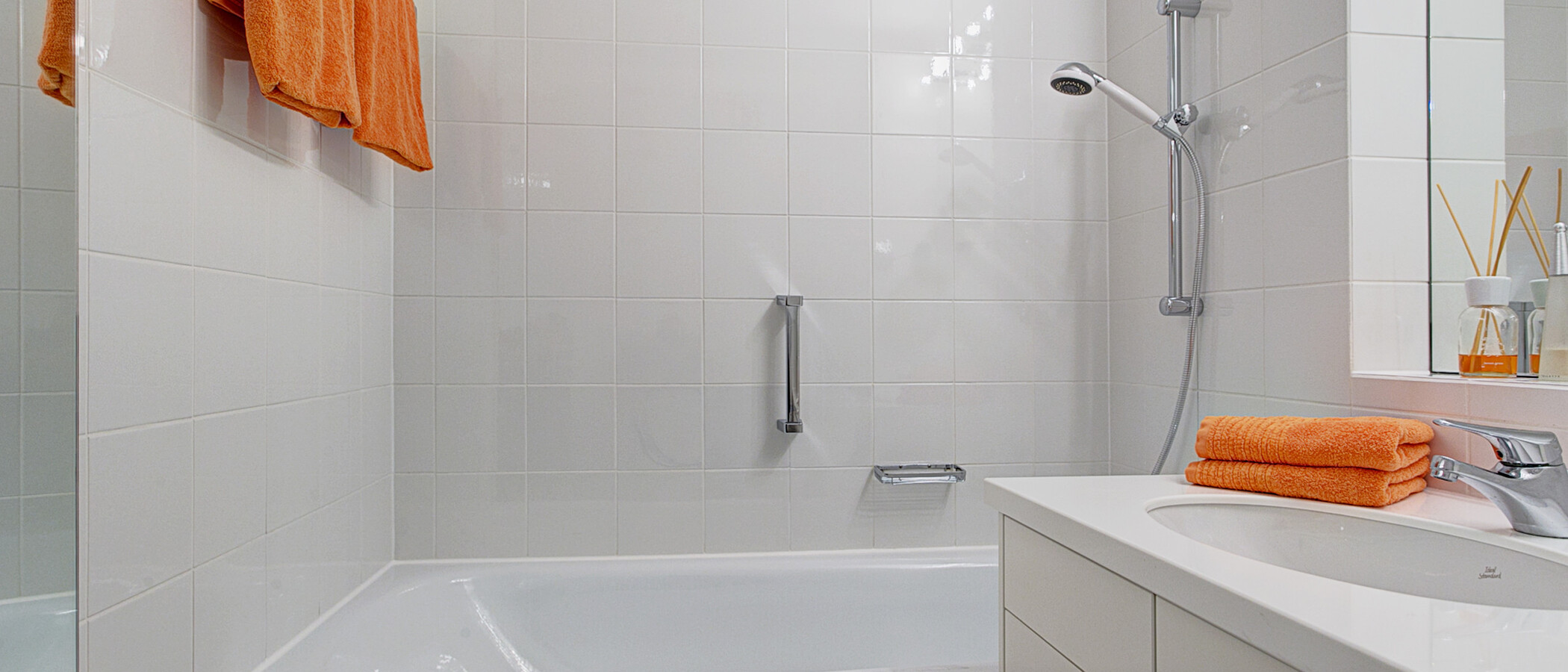 attico con terrazzo München Arabellapark 01 bagno 9024