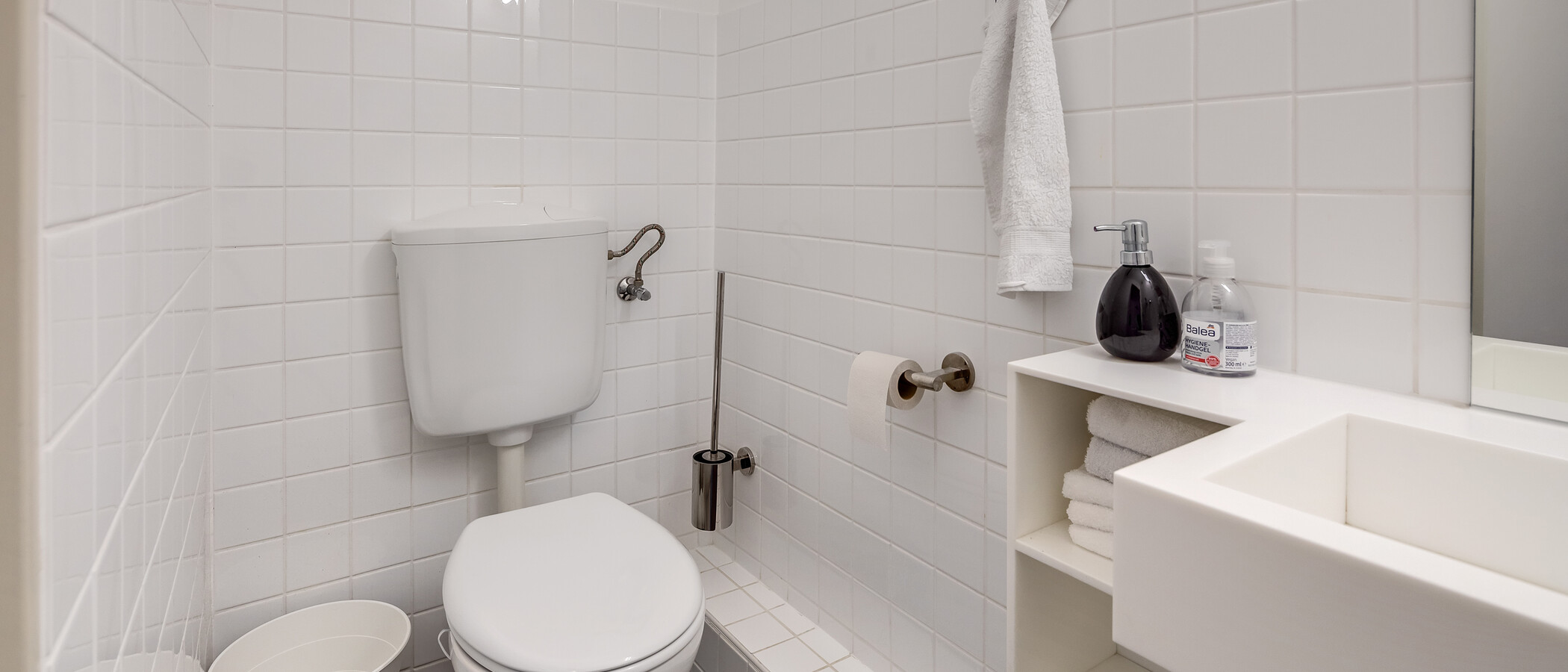 appartamento München Nymphenburg-Gern 02 toilette per gli ospiti 9046