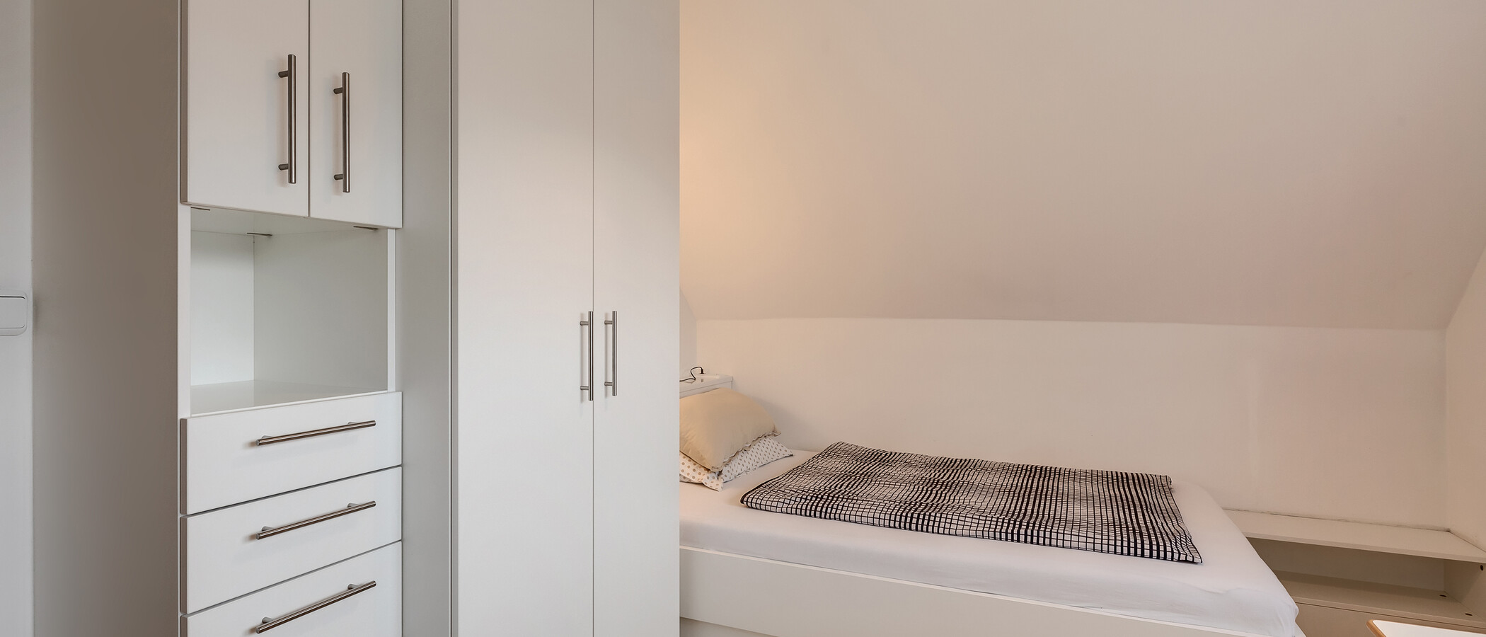 appartamento München Nymphenburg-Gern 04 2° camera da letto 9046