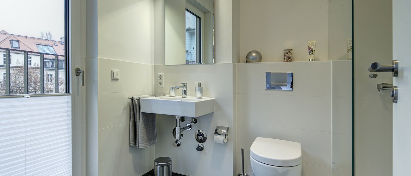 appartamento München Neuhausen 02 2° bagno 9058
