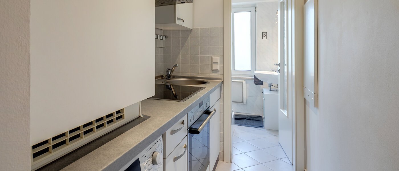 appartamento München Schwabing-Nord (zw. Leopoldstraße & Englischen Garten) 02 cucina 9063