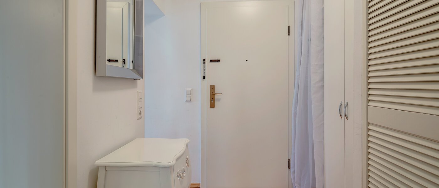 appartamento München Schwabing-Nord (zw. Leopoldstraße & Englischen Garten) 02 ingresso/corridioio 9063