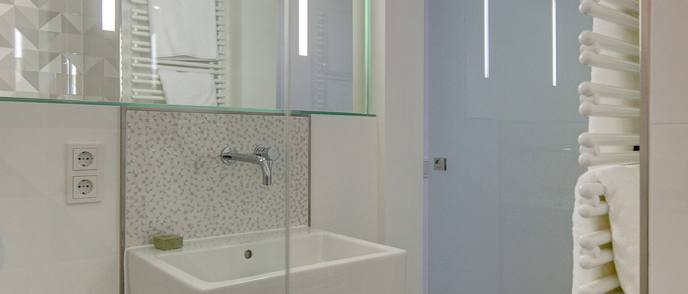 abitazione München Schwabing-Nord (zw. Leopoldstraße & Englischen Garten) 03 bagno 9075