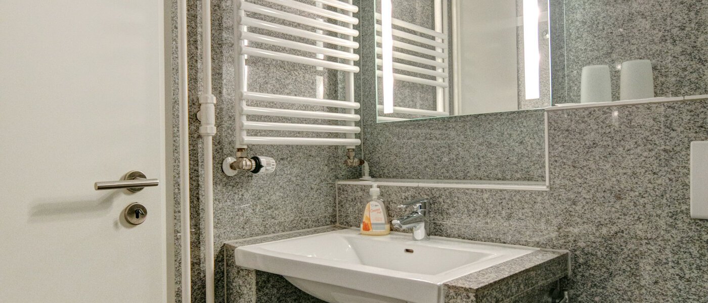 abitazione München Glockenbachviertel 01 bagno 9081