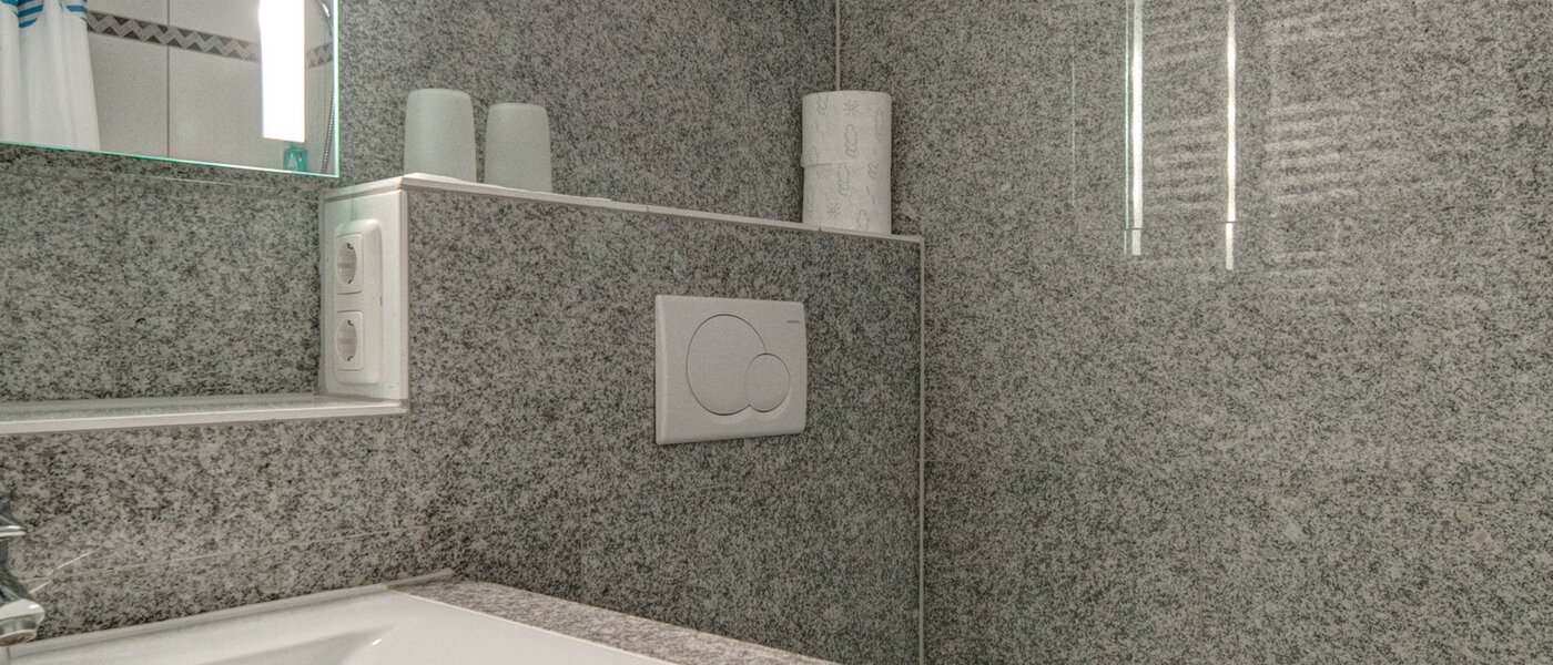 abitazione München Glockenbachviertel 02 bagno 9081