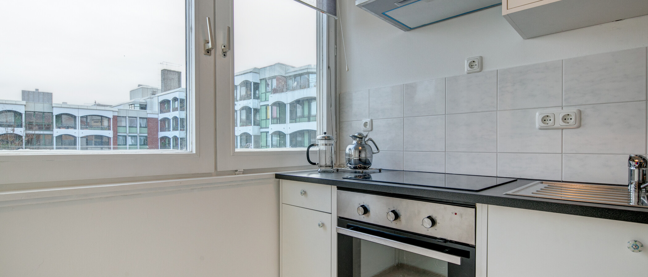 appartamento München Bogenhausen 02 cucina 9178