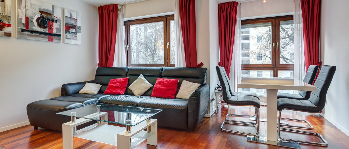 appartamento München Schwabing-West 02 soggiorno 9187