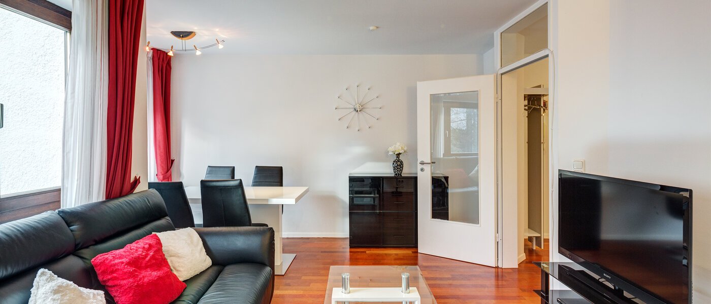 appartamento München Schwabing-West 03 soggiorno 9187