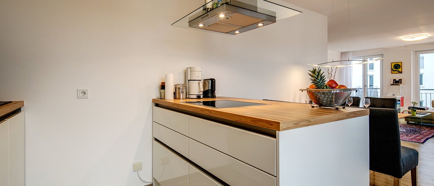 attico con terrazzo München Nymphenburg 02 cucina 9208