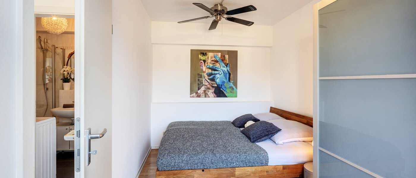 appartamento München Schwabing-West (rund um den Hohenzollernplatz) 01 camera da letto 9209