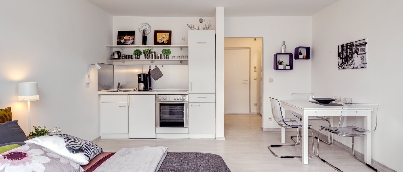 abitazione München Schwabing 03 soggiorno 9272