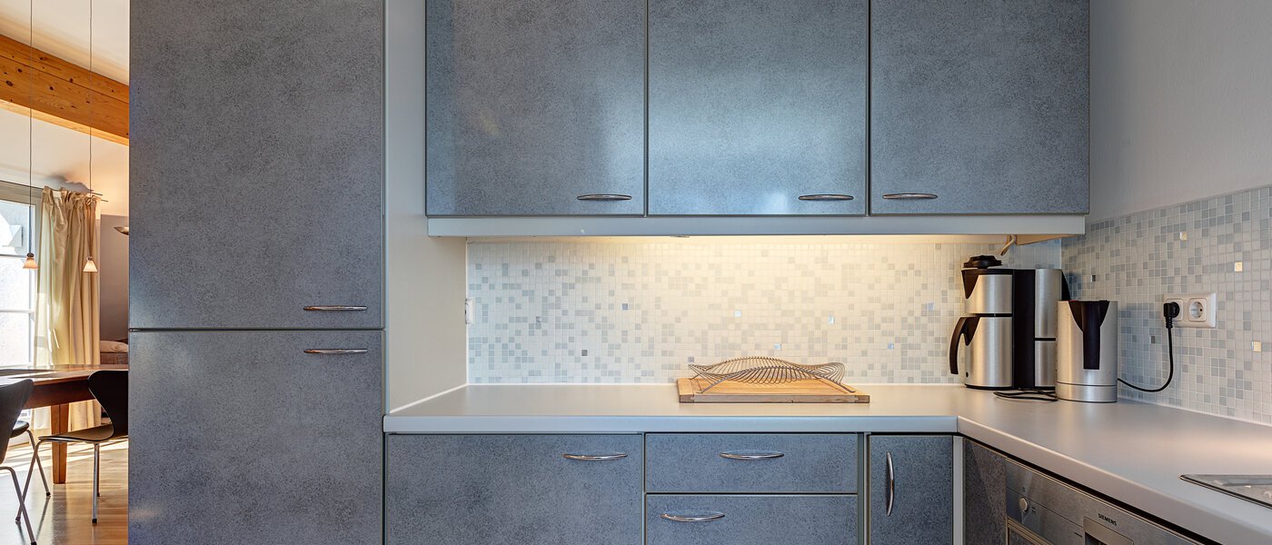 attico con terrazzo München Bogenhausen 03 cucina 9274