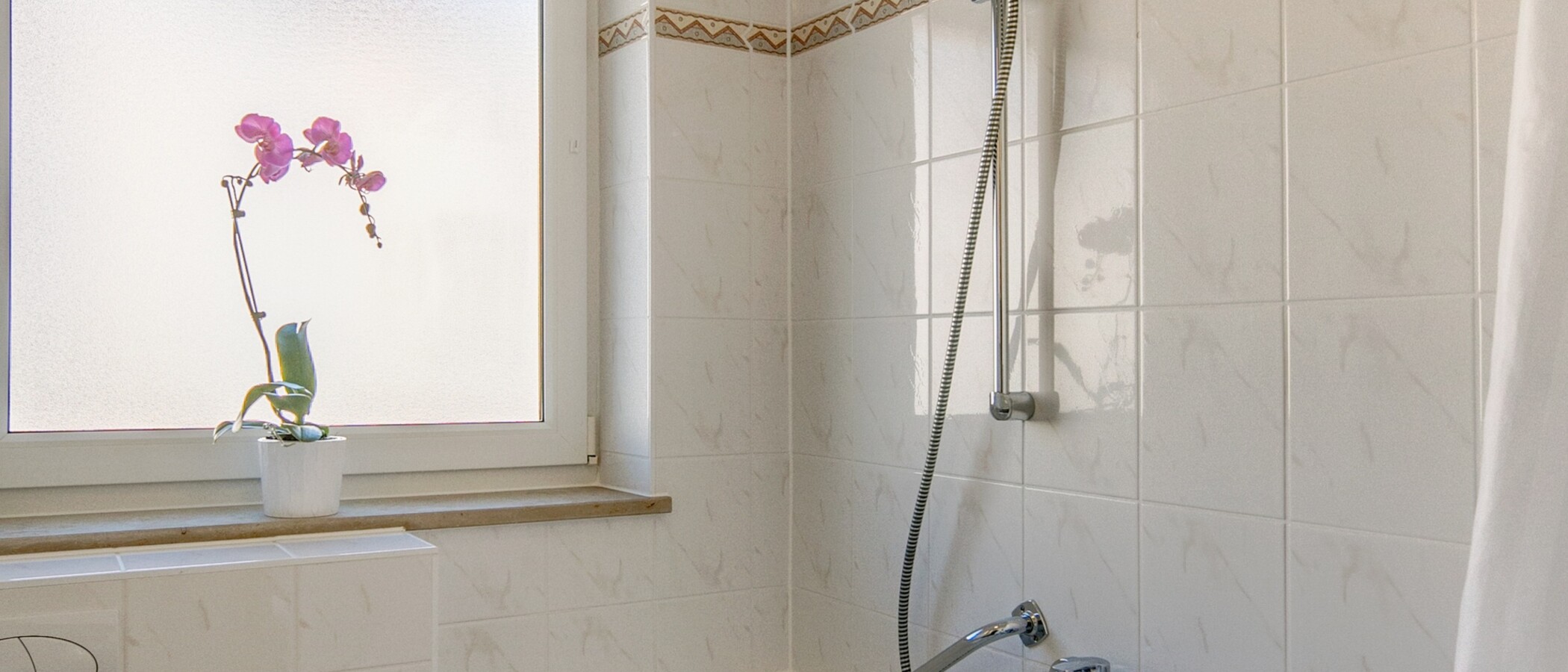 appartamento München Untermenzing 02 bagno 9300