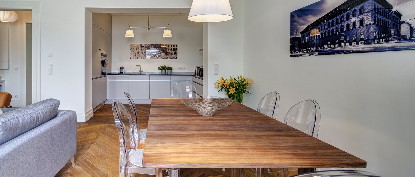 appartamento München Maxvorstadt - Rund um den Josephplatz 01 sala da pranzo 9480