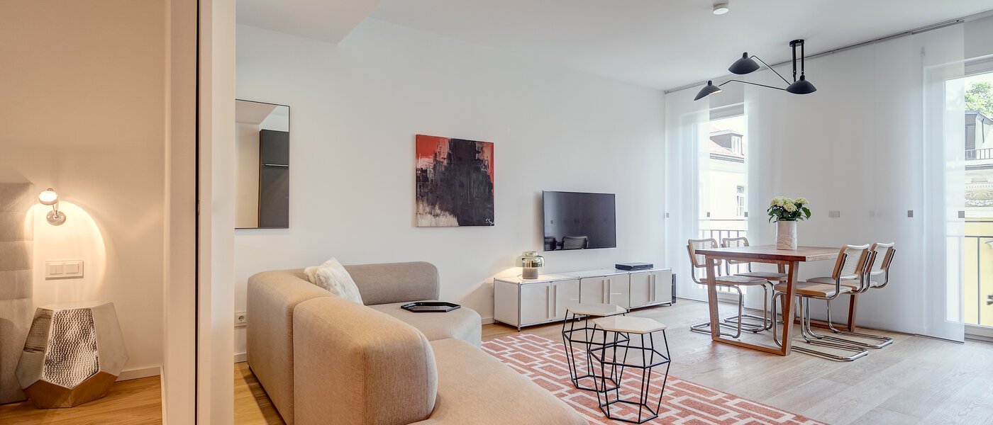 appartamento München Schwabing (rechts der Leopoldstraße) 03 soggiorno 9521