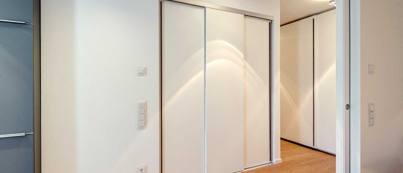 appartamento München Schwabing (rechts der Leopoldstraße) 03 ingresso/corridioio 9521