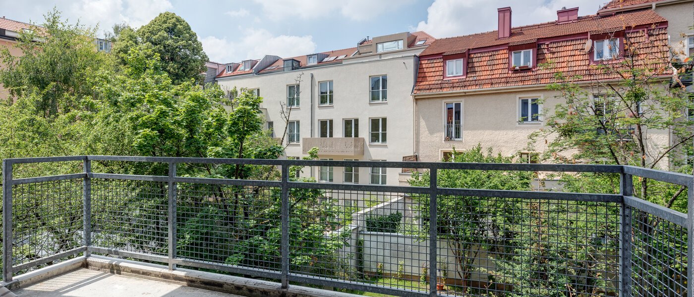 appartamento München Schwabing (links der Leopoldstraße) 01 balcone 9548