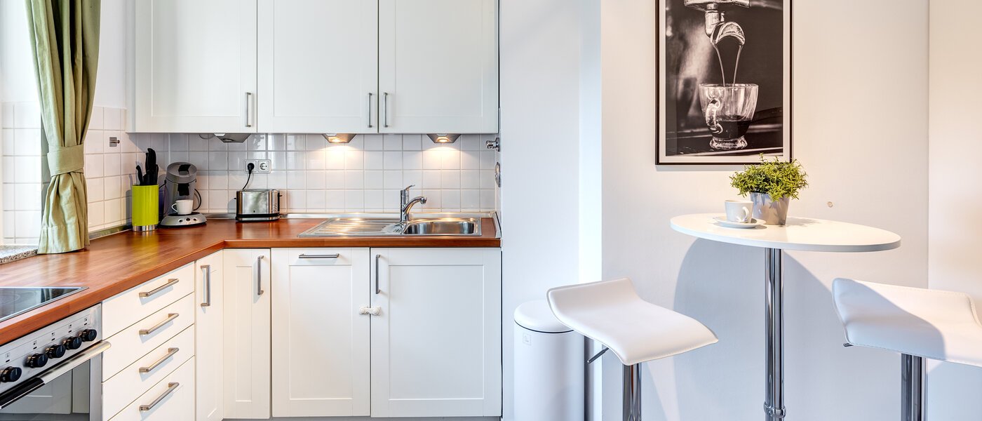 appartamento München Schwabing-Nord (zw. Leopoldstraße & Englischen Garten) 02 cucina 9573