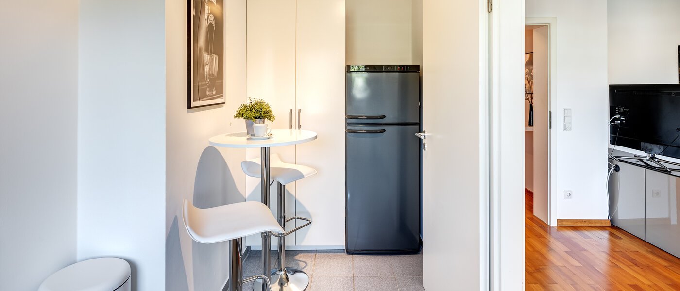 appartamento München Schwabing-Nord (zw. Leopoldstraße & Englischen Garten) 03 cucina 9573