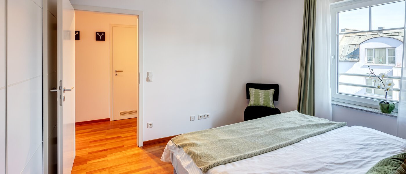 appartamento München Schwabing-Nord (zw. Leopoldstraße & Englischen Garten) 04 camera da letto 9573