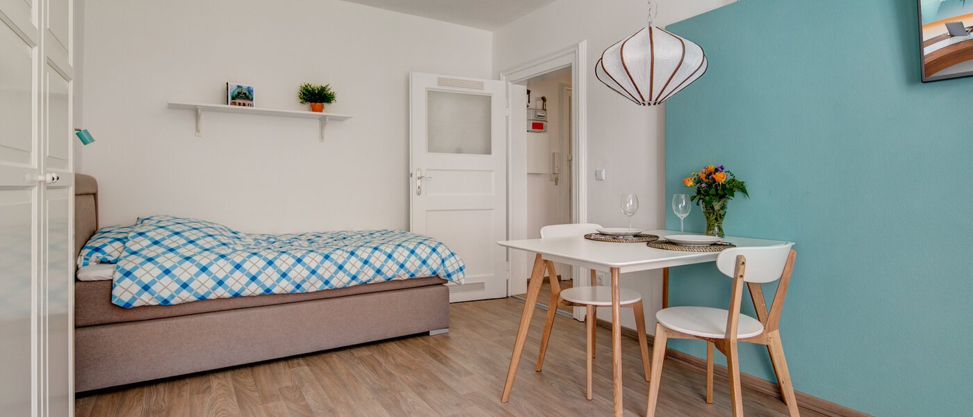 appartamento München Schwabing-West 04 soggiorno 9578